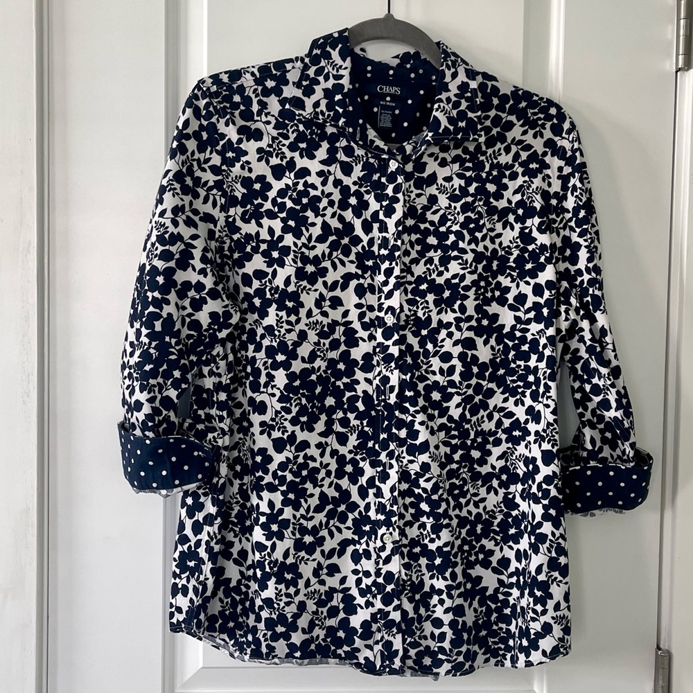 CHAPS Floral Navy Blue & White Button Up Top Contrast Polka Dot Cuffs Sz XL